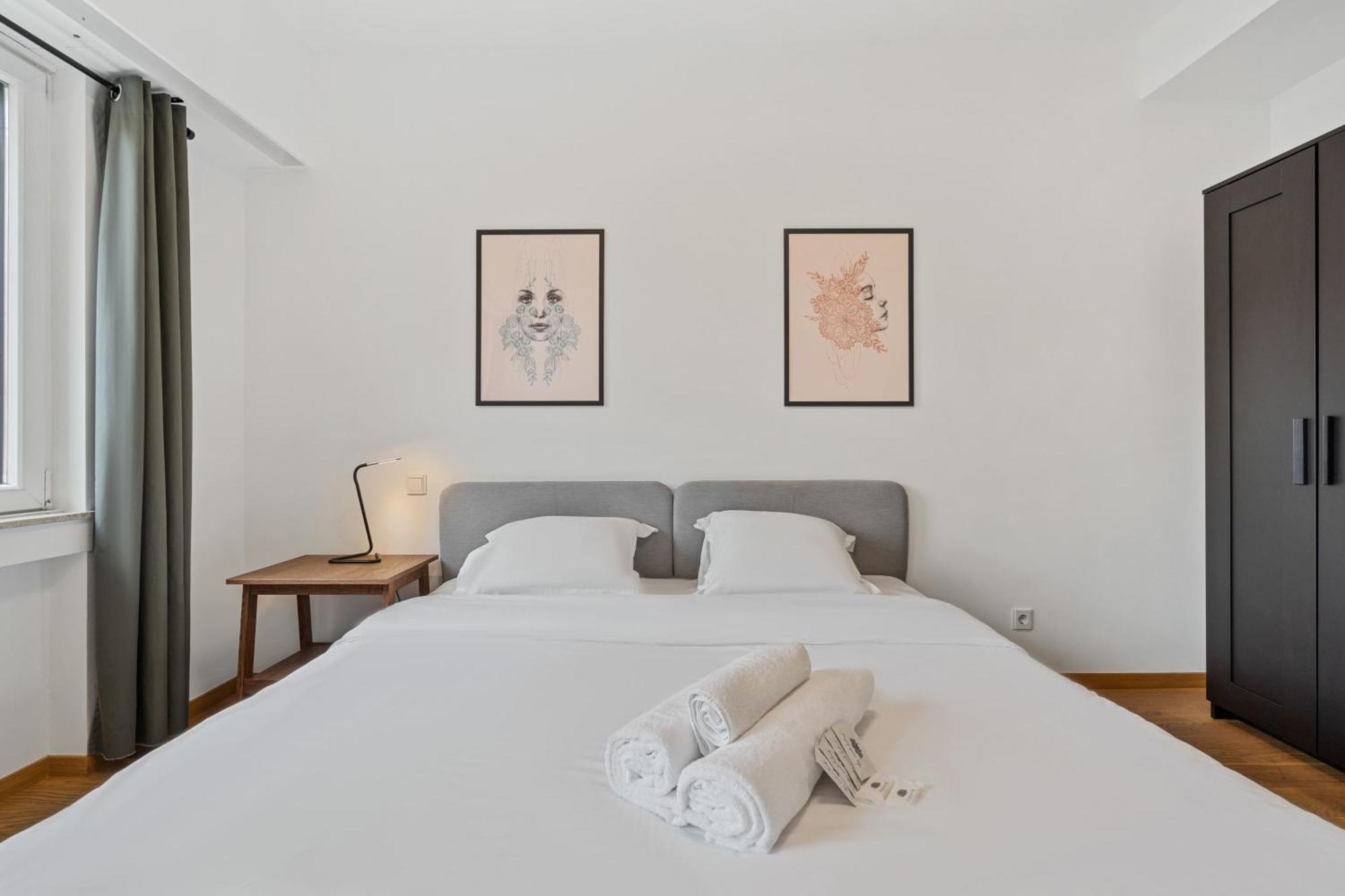 Central Lux 2Br Apt With City Views & Balcony Luxembourg Exterior photo